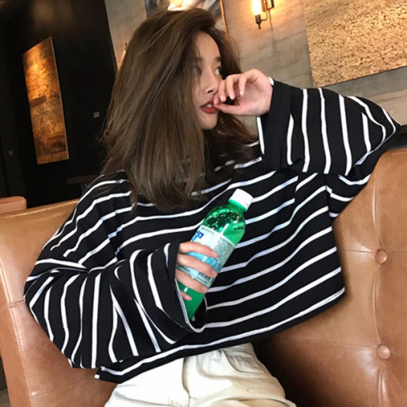 Black and White Stripe Long Sleeve Student Basic T-Shirt for Women, Loose Round Neck Casual Striped T-Shirt, Blended Cotton Material - Outdoors & Sports Tinker Time